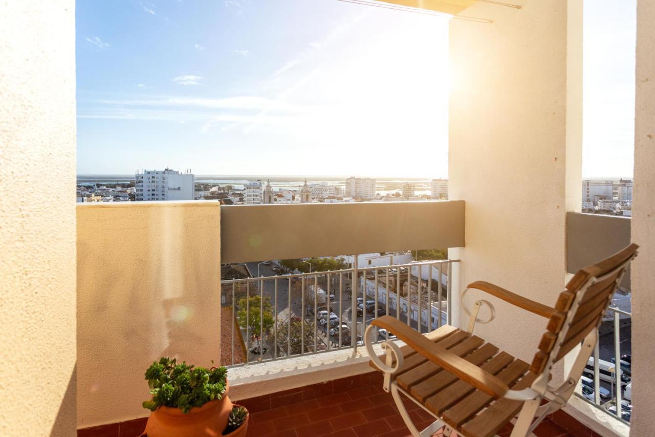 Skyline Blue Dream Apartment Faro Bagian luar foto